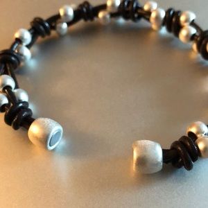 Merx Jewelry - Merx White Bead Bracelet Merx Jewelry - Merx White Bead Bracelet